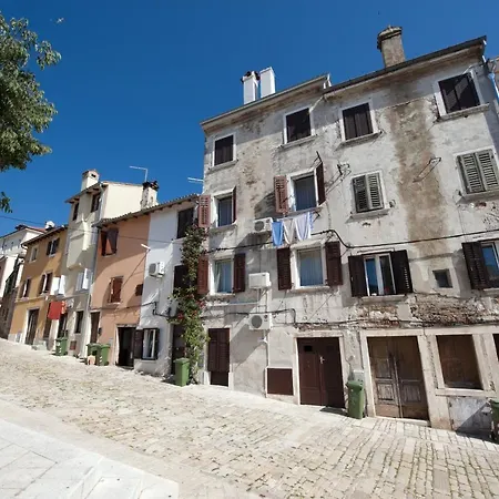 De Amicis Apartman *