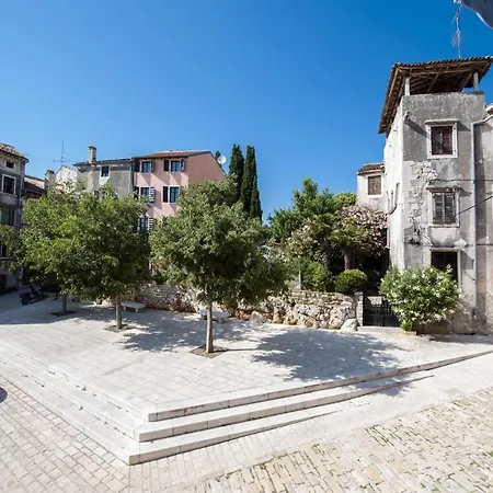 De Amicis Apartman Rovinj