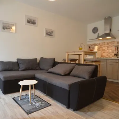 De Amicis Apartman
