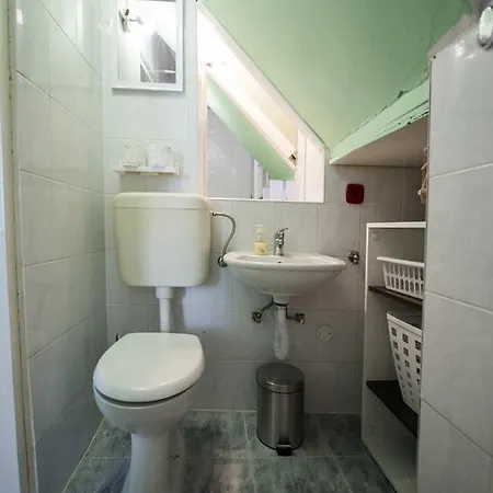 De Amicis Apartment